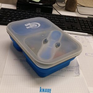 Auch im Büro wird alles verputzt