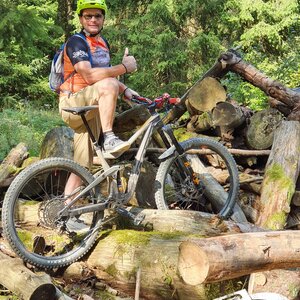 Mehr mit dem Rad fahren, damit der Klimawandel mit all seinen Folgen gebremst werden kann!