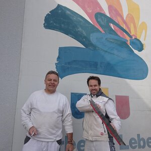 Endlich ist Fassadenwetter ;-).. Los geht's